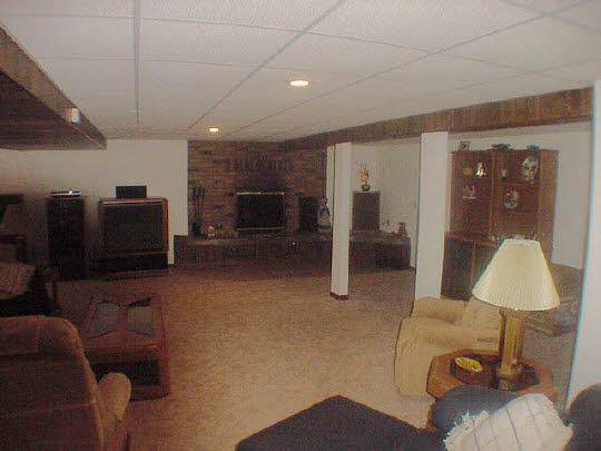 2988 Edna Road Rockford, IL 61102 - Photo 4 of 5 Gallery Image 4