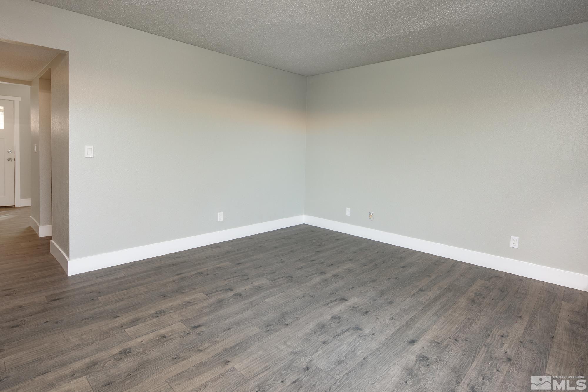 13936 Lear Boulevard Reno, NV 89506 - Photo 5 of 23 Photo 5