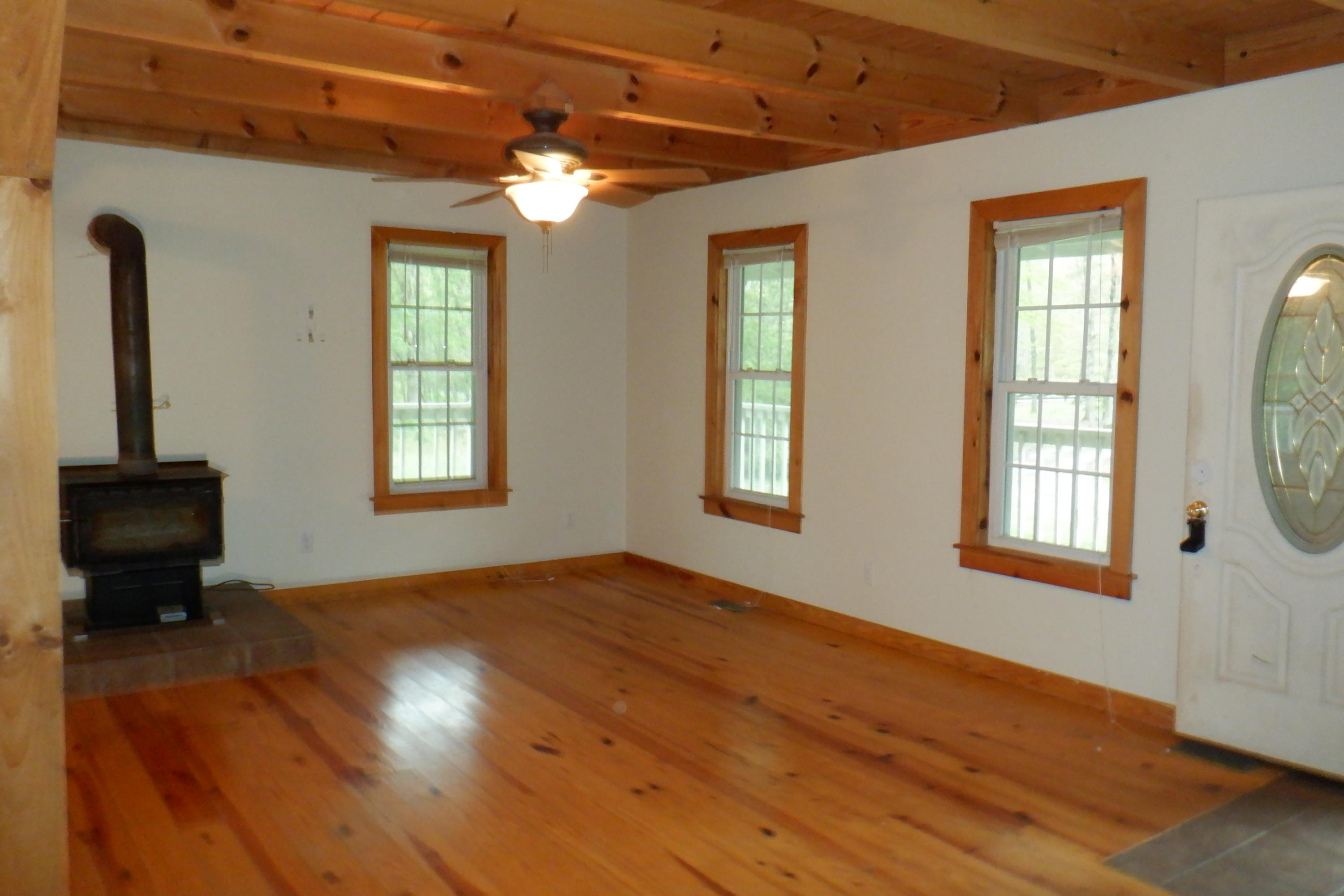 173 Rankin Road Deer Lodge, TN 37726 - Photo 7 of 8 DSCF3889