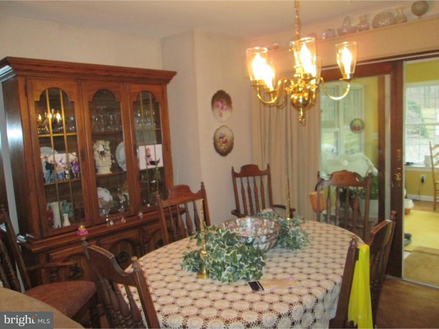 284 Bishop Road Pottstown, PA 19465 - Photo 8 of 24