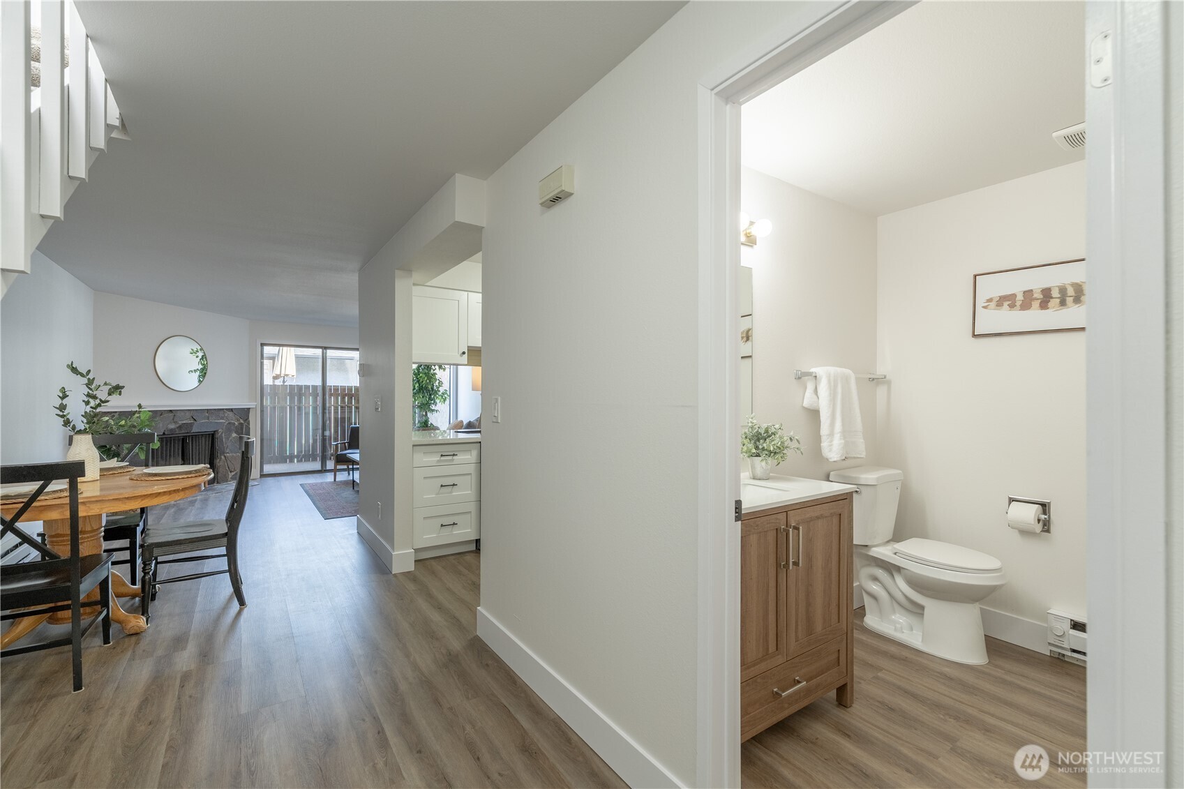 216 Southwest 154th Street, Unit 3 Burien, WA 98166 - Photo 4 of 36