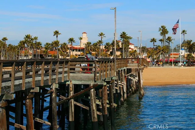 $3,000 | 215 29th Street, Unit B, Newport Beach, CA 92663