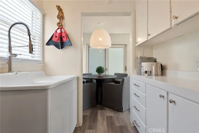 $3,000 | 215 29th Street, Unit B, Newport Beach, CA 92663