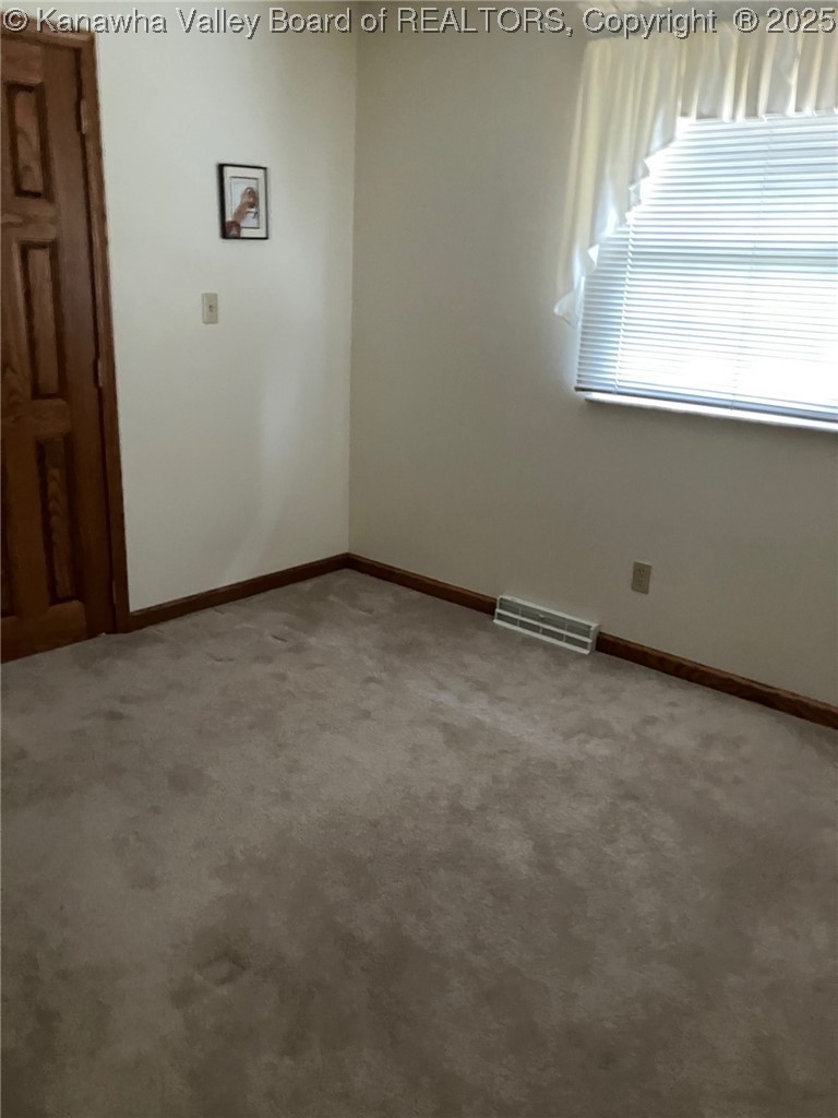 237 Lewis Lane Point Pleasant, WV 25550 - Photo 12 of 16 Gallery Image 12