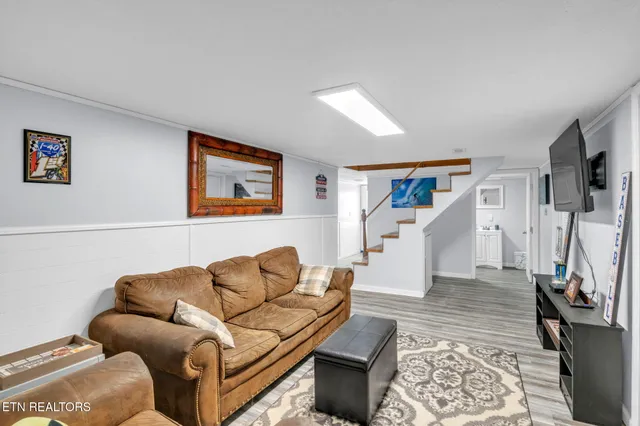 $369,900 | 2300 Bainbridge Way, Powell, TN 37849