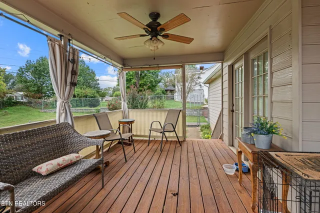 $369,900 | 2300 Bainbridge Way, Powell, TN 37849