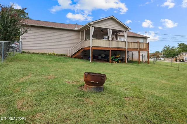 $369,900 | 2300 Bainbridge Way, Powell, TN 37849