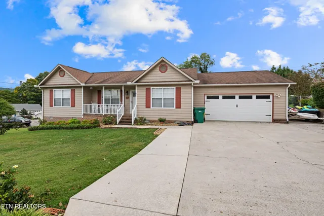 $369,900 | 2300 Bainbridge Way, Powell, TN 37849