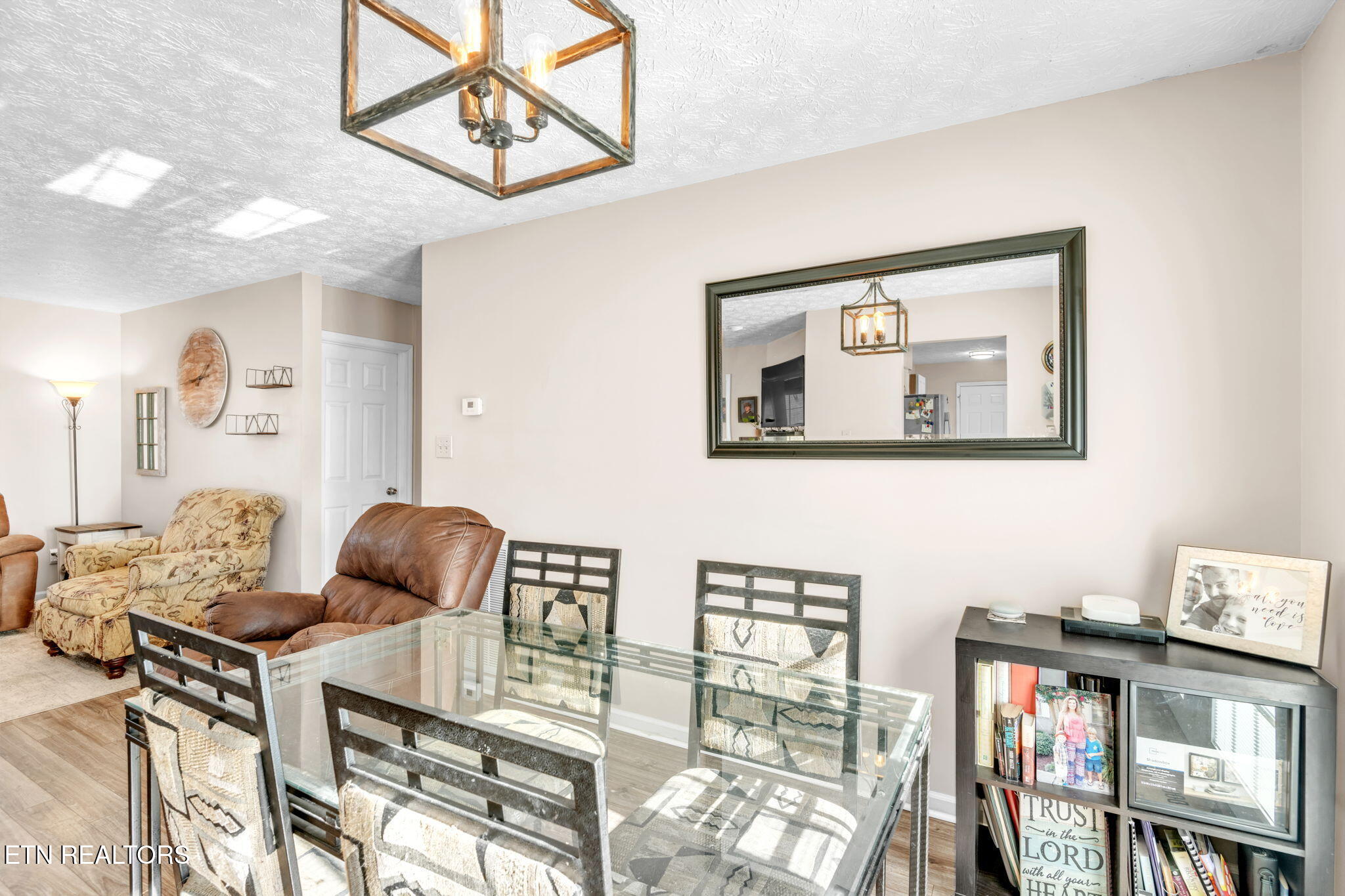 2300 Bainbridge Way Powell, TN 37849 - Photo 8 of 31 24-web-or-mls-2300 bainbridge-8436