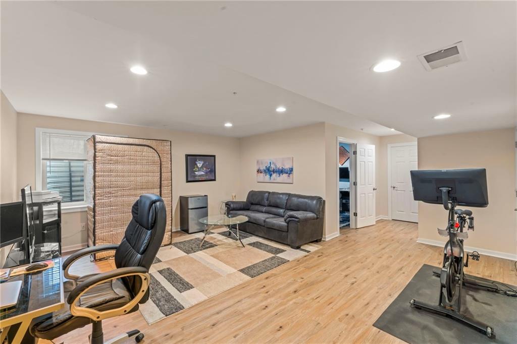 290 Maple Ridge Drive Canonsburg, PA 15317 - Photo 24 of 36 Gallery Image 24