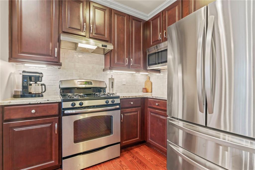 290 Maple Ridge Drive Canonsburg, PA 15317 - Photo 9 of 36 Gallery Image 9