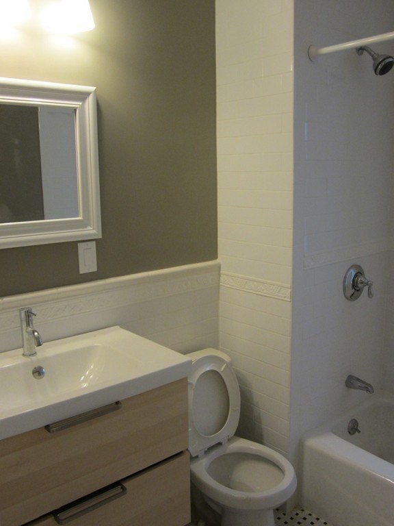 6 Centre Street, Unit 2 Cambridge, MA 02139 - Photo 6 of 10