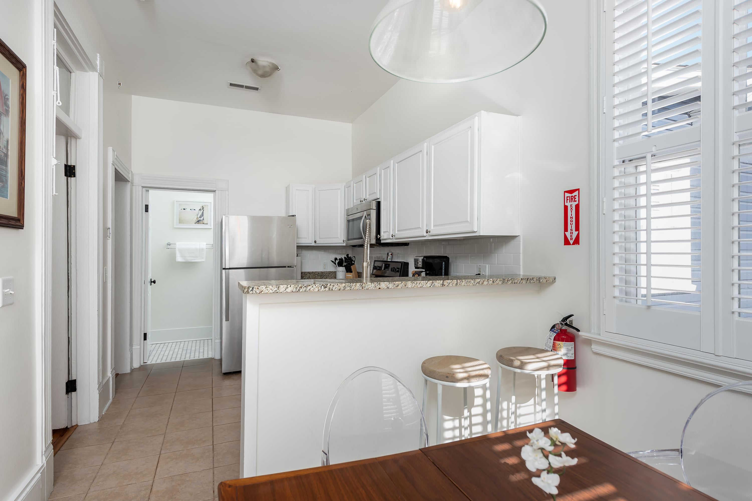 169 Spring Street, Unit B Charleston, SC 29403 - Photo 5 of 8 169 Spring Street Unit AC-print-025-018-
