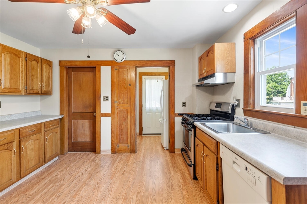 46 Boynton Road Medford, MA 02155 - Photo 14 of 28 Gallery Image 14