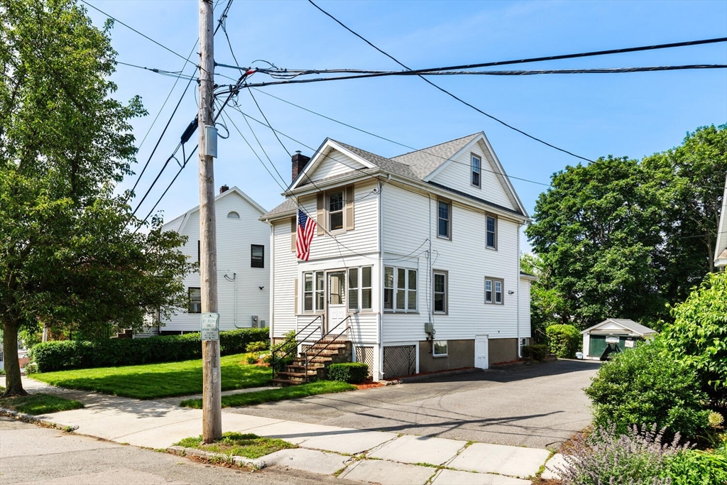46 Boynton Road Medford, MA 02155 - Photo 3 of 28 Gallery Image 3
