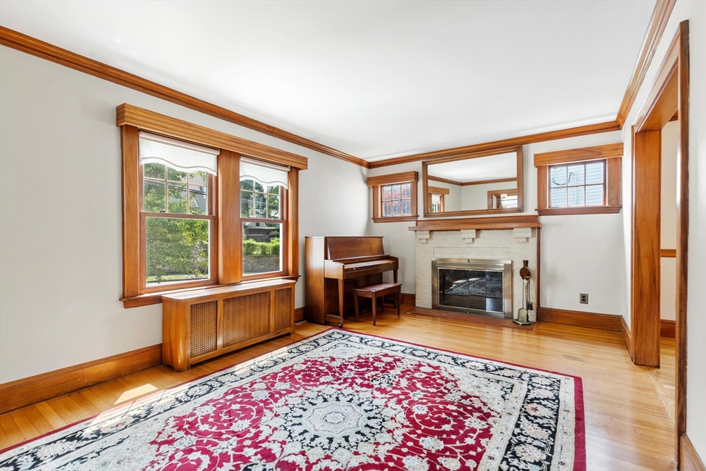 46 Boynton Road Medford, MA 02155 - Photo 5 of 28 Gallery Image 5