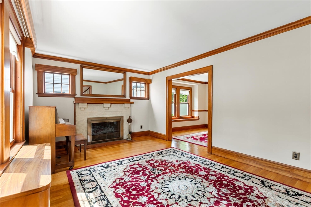 46 Boynton Road Medford, MA 02155 - Photo 7 of 28 Gallery Image 7