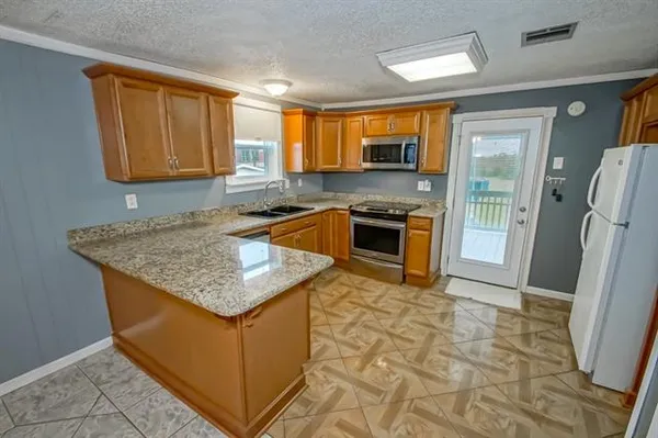 $250,000 | 4411 Jean Lafitte Boulevard, Lafitte, LA 70067