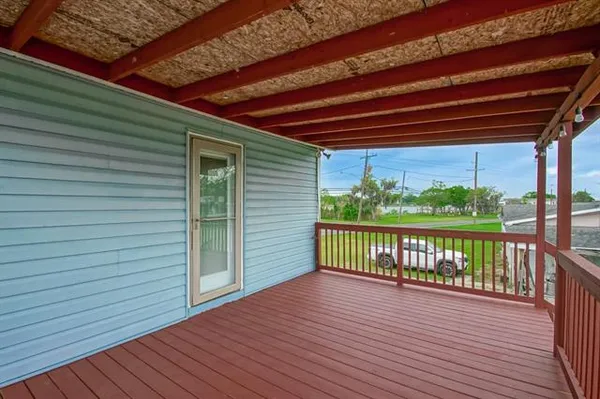 $250,000 | 4411 Jean Lafitte Boulevard, Lafitte, LA 70067
