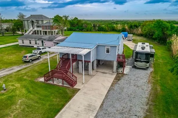 $250,000 | 4411 Jean Lafitte Boulevard, Lafitte, LA 70067
