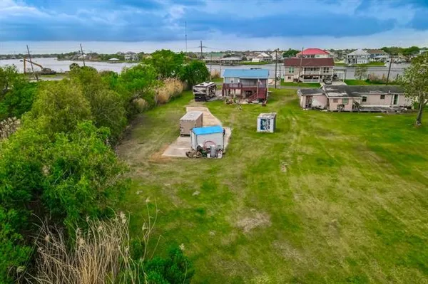 $250,000 | 4411 Jean Lafitte Boulevard, Lafitte, LA 70067