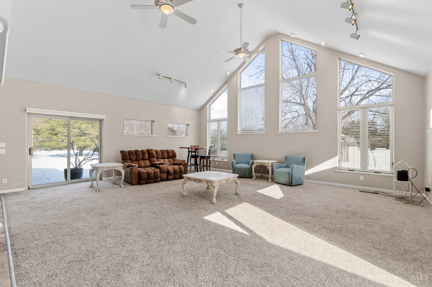 4520 Shepherds Way Batavia, OH 45103 - Photo 4 of 41