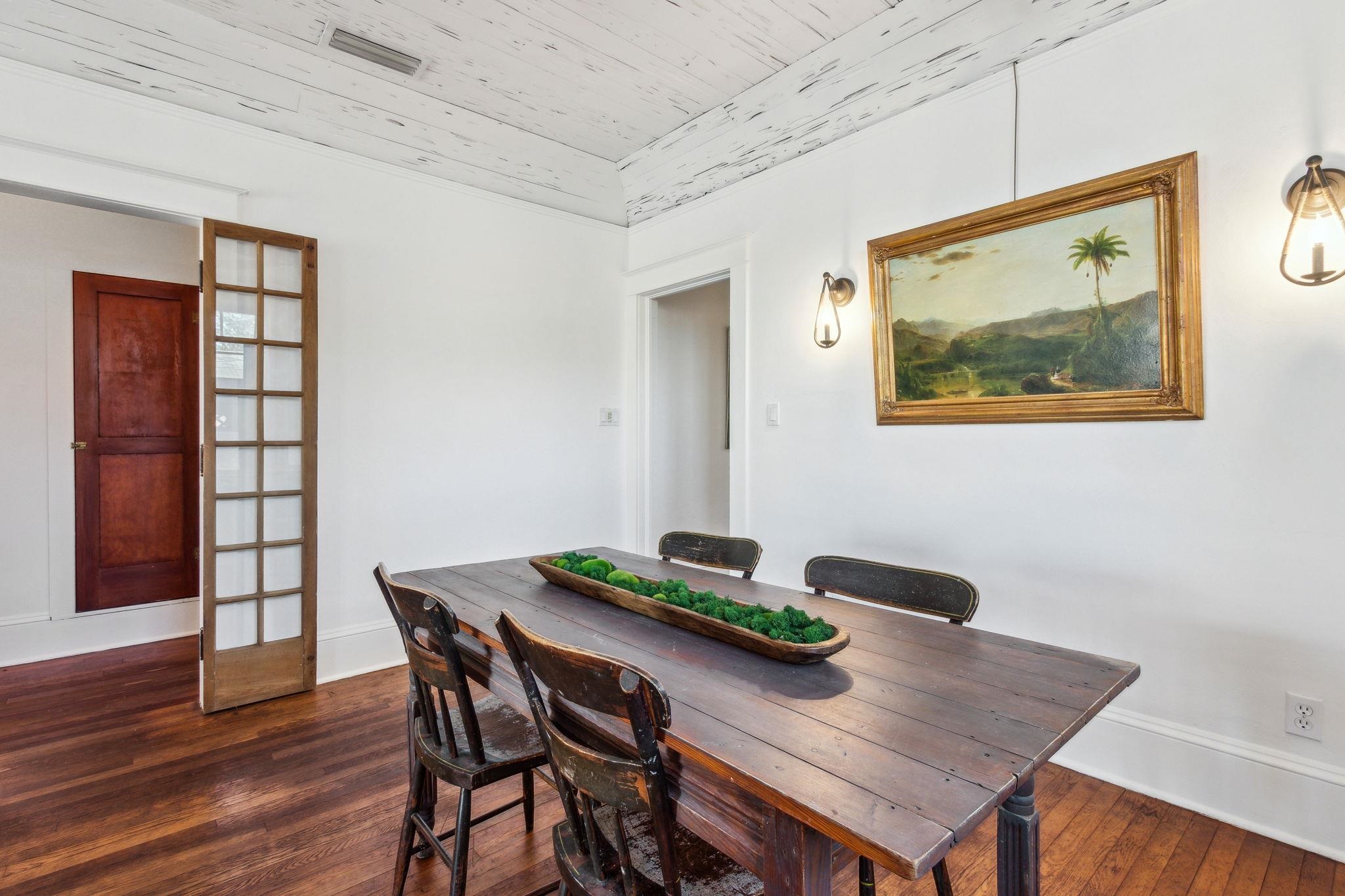 67 Park Place St. Augustine, FL 32084 - Photo 16 of 69 a view of a dining room with furniture and wooden floor