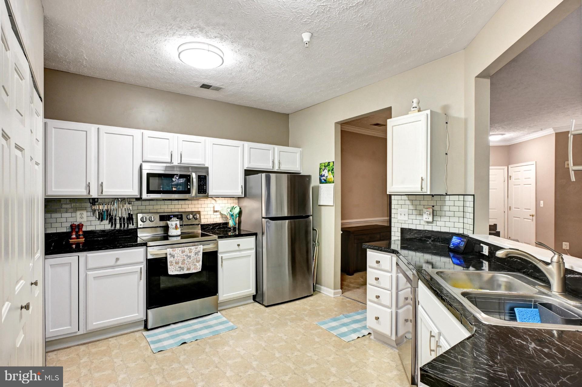 9615 Haven Farm Road, Unit 9615G Perry Hall, MD 21128 - Photo 11 of 25 Stainless appliances