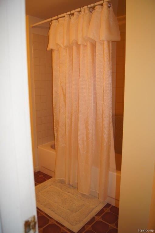 4634 Fish Lake Road North Branch, MI 48461 - Photo 15 of 26 DSC01630.jpg