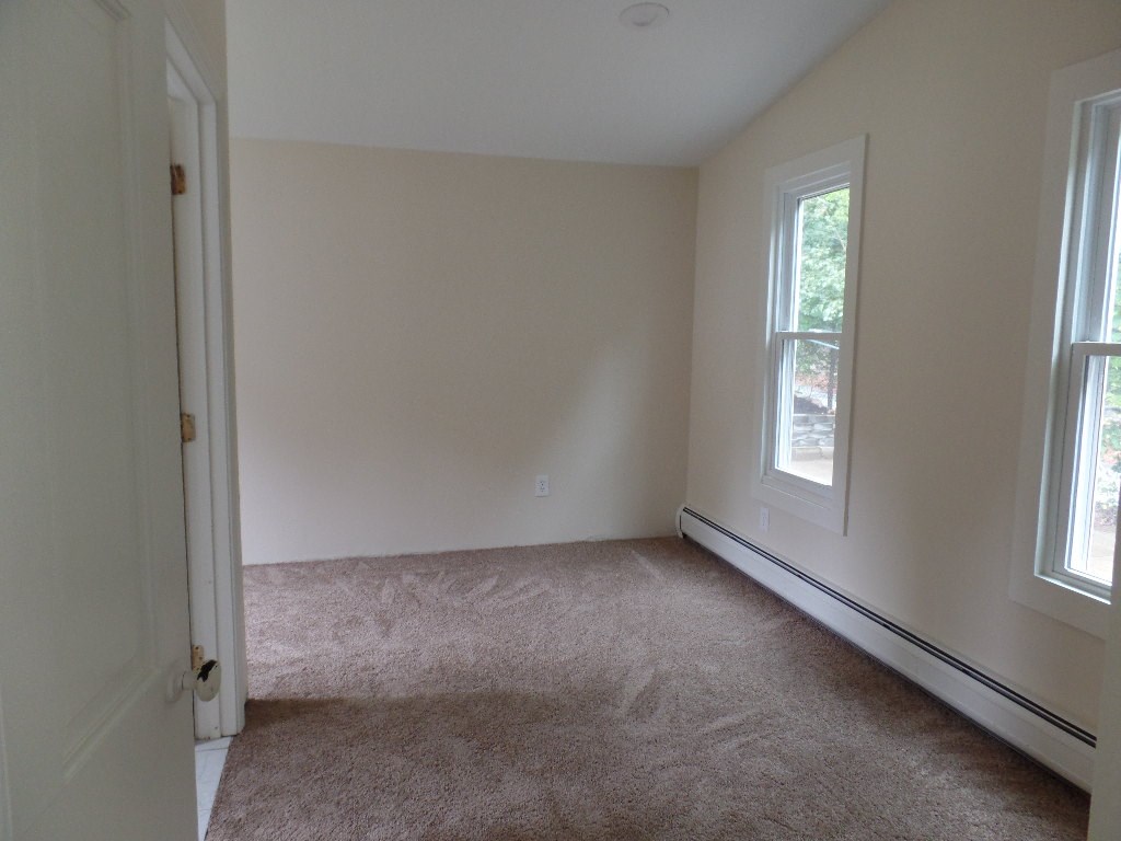 70 Mapleton Road Manchester, NH 03103 - Photo 21 of 34 Gallery Image 21