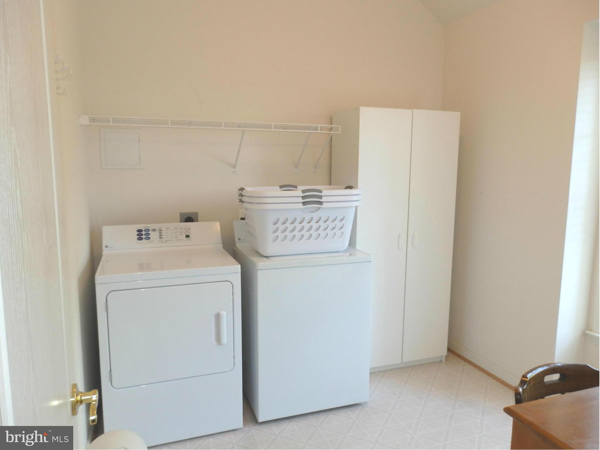 2643 Brook Valley Road Frederick, MD 21701 - Photo 15 of 30 Sunny and spacious 1st floor laundry room