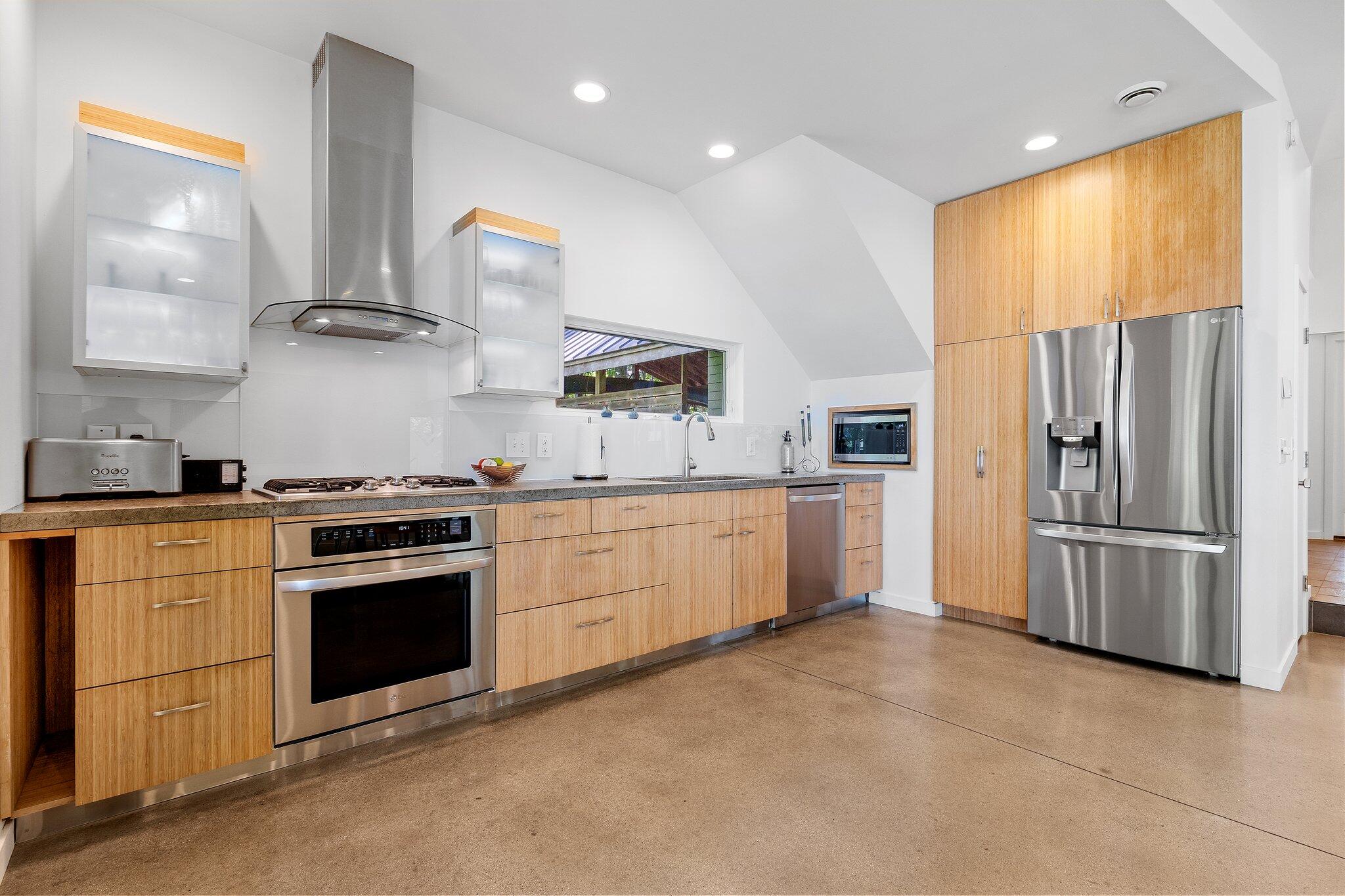 12 Merganser Way Freeport, ME 04032 - Photo 33 of 84 23-web-or-mls-DSC02156