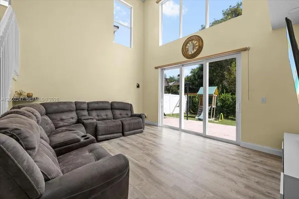 $3,800 | 15385 Southwest 51st Street, Davie, FL 33331