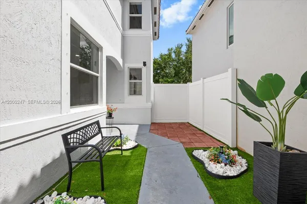 $3,800 | 15385 Southwest 51st Street, Davie, FL 33331