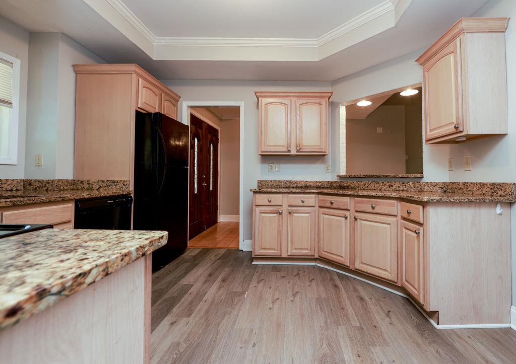 3873 King Edward Trail Southwest Atlanta, GA 30331 - Photo 14 of 29