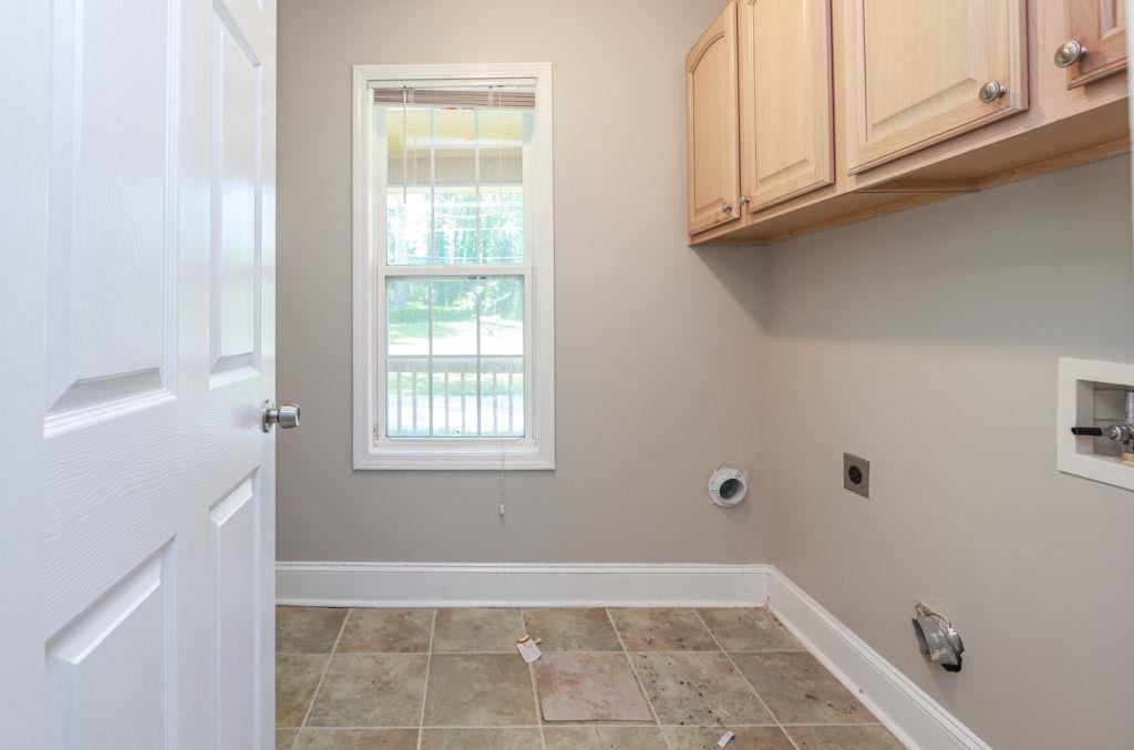 3873 King Edward Trail Southwest Atlanta, GA 30331 - Photo 15 of 29