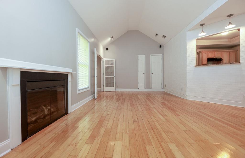 3873 King Edward Trail Southwest Atlanta, GA 30331 - Photo 10 of 29