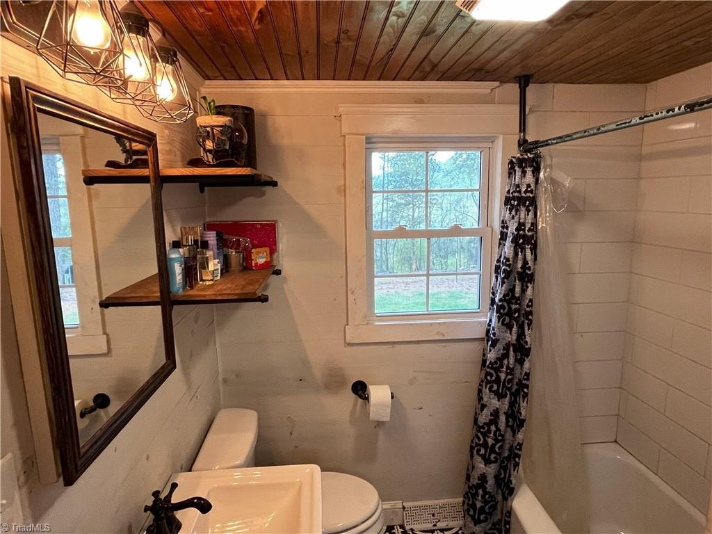 8915 New Hope Road Denton, NC 27239 - Photo 25 of 28 Gallery Image 25