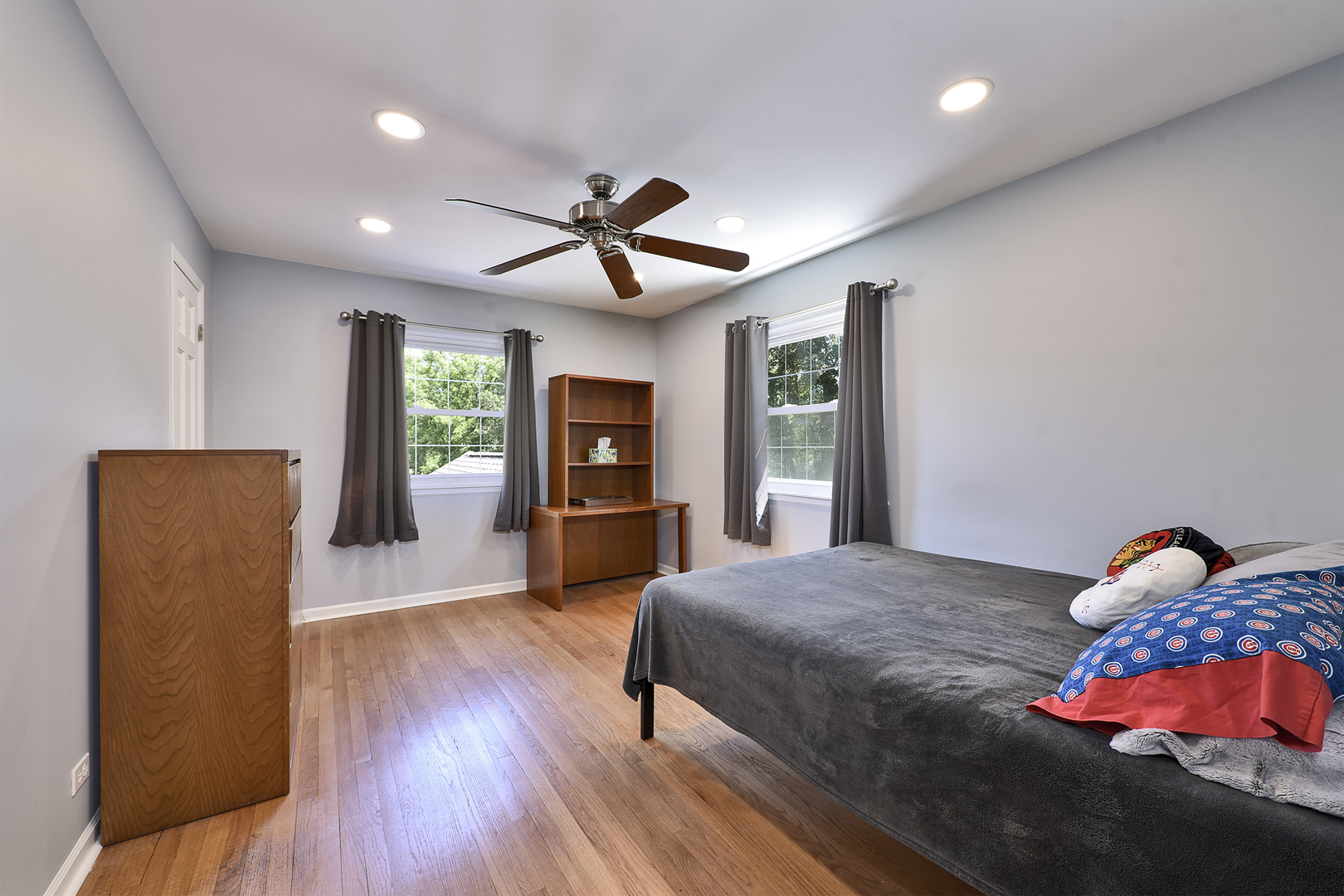 381 Grayfriars Lane Inverness, IL 60067 - Photo 16 of 37