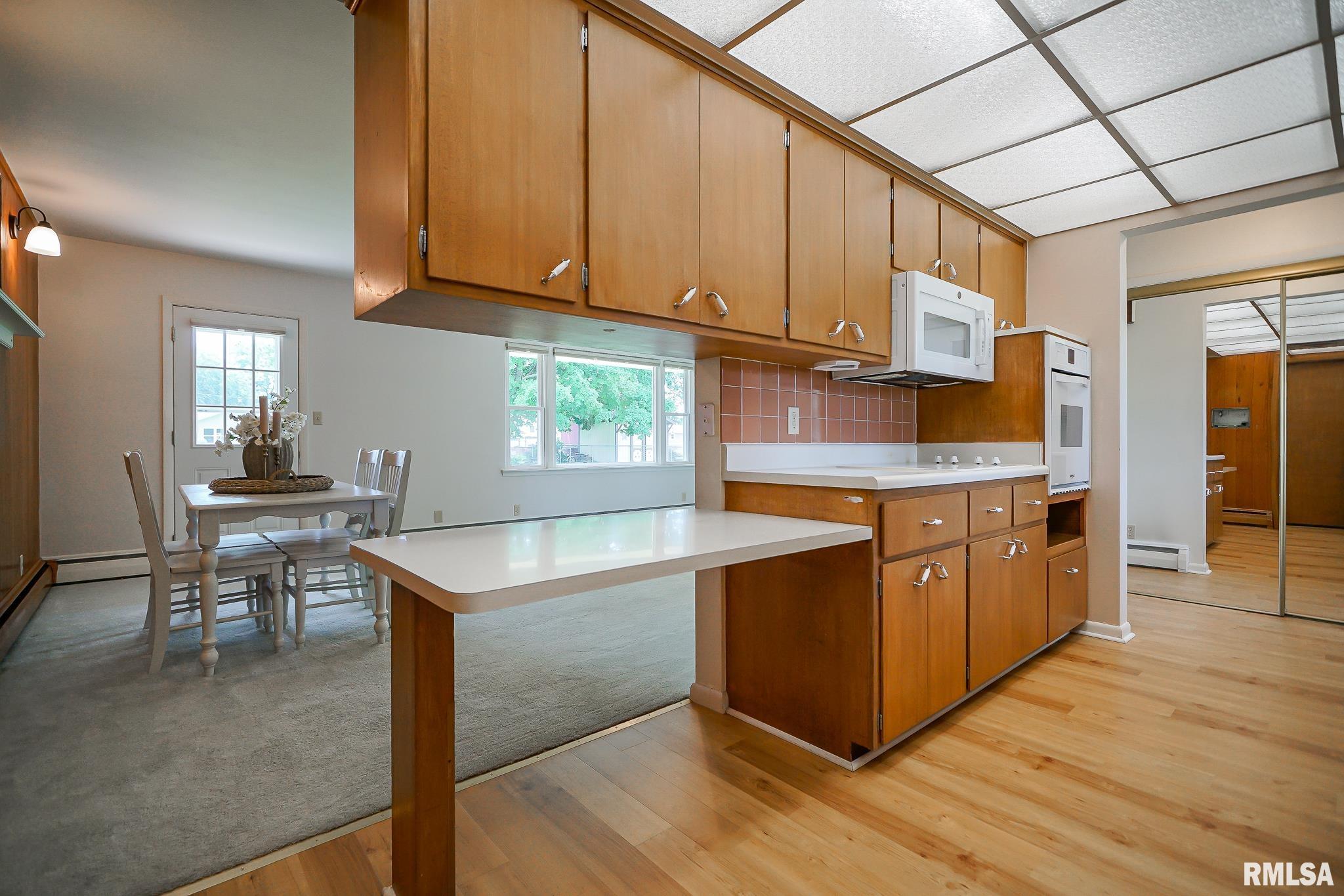 5814 West Fairview Road Peoria, IL 61607 - Photo 14 of 36 Gallery Image 14