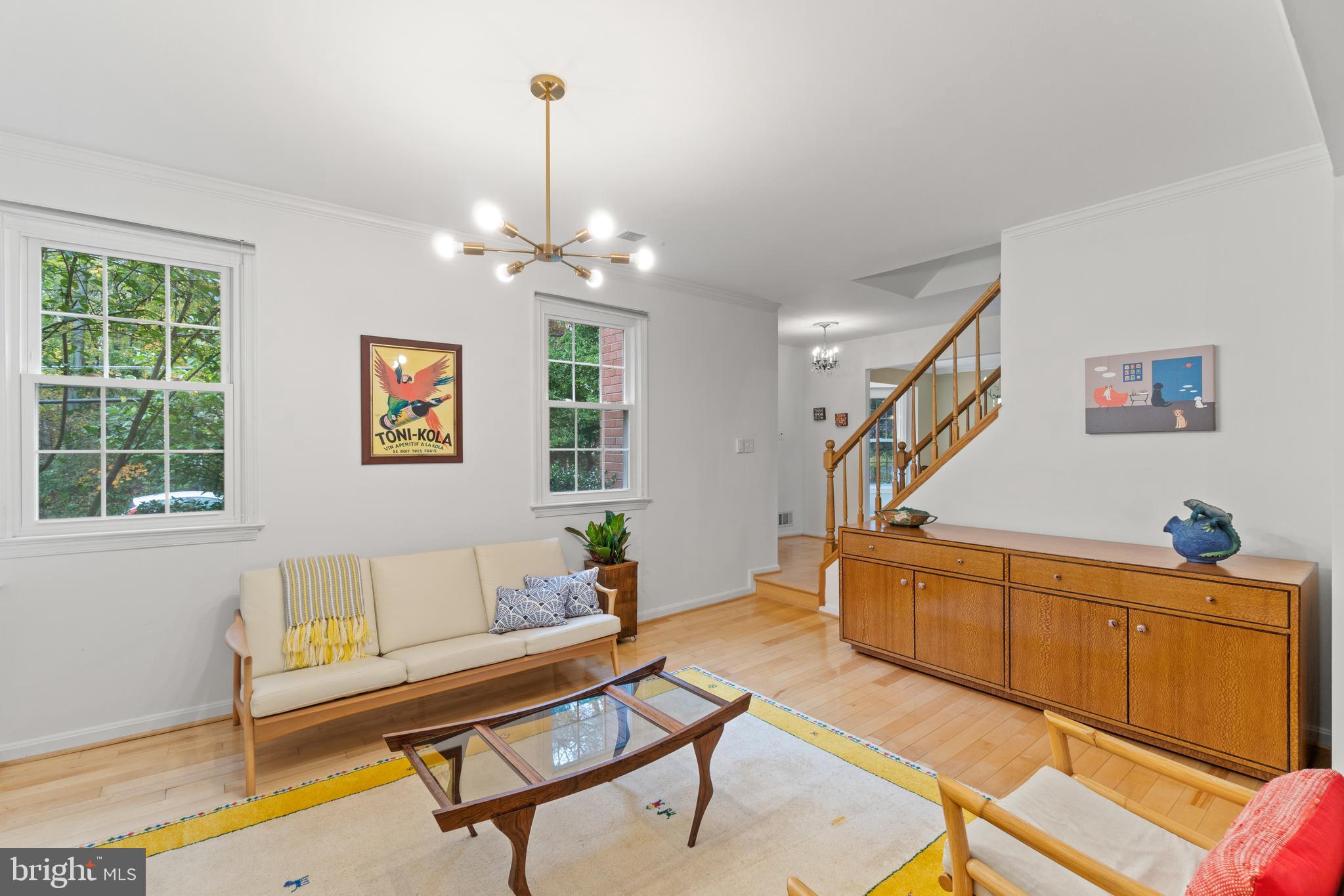 4250 Briars Road Olney, MD 20832 - Photo 8 of 39 Living Room