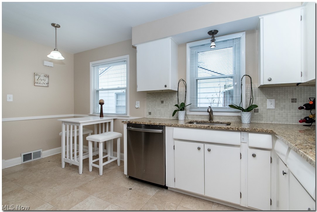 4868 South Sedgewick Road Cleveland, OH 44124 - Photo 18 of 35 Gallery Image 18