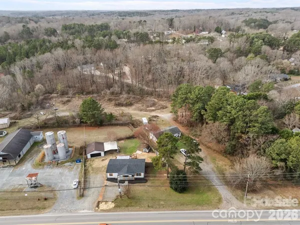 $2,100 | 1711 West C Street, Kannapolis, NC 28081
