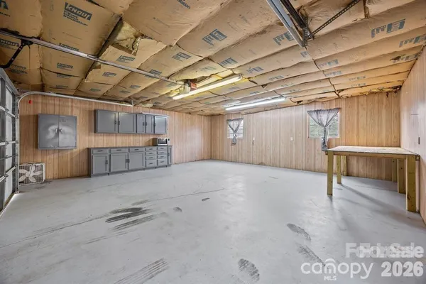 $2,100 | 1711 West C Street, Kannapolis, NC 28081