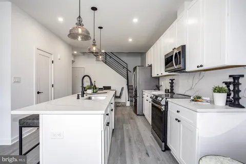 $3,400 | 1730 Montello Avenue Northeast, Washington, DC 20002