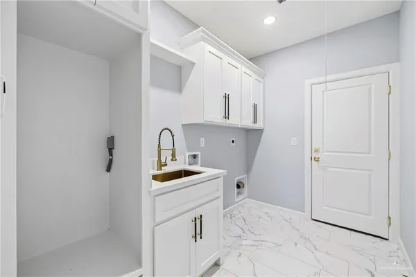 $279,000 | 2305 North Venice Drive, Edinburg, TX 78542