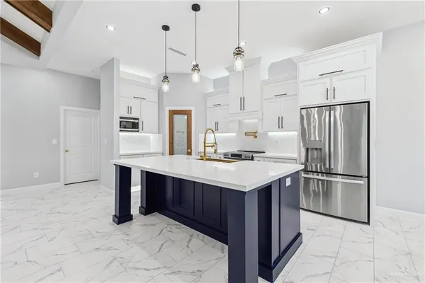 $279,000 | 2305 North Venice Drive, Edinburg, TX 78542