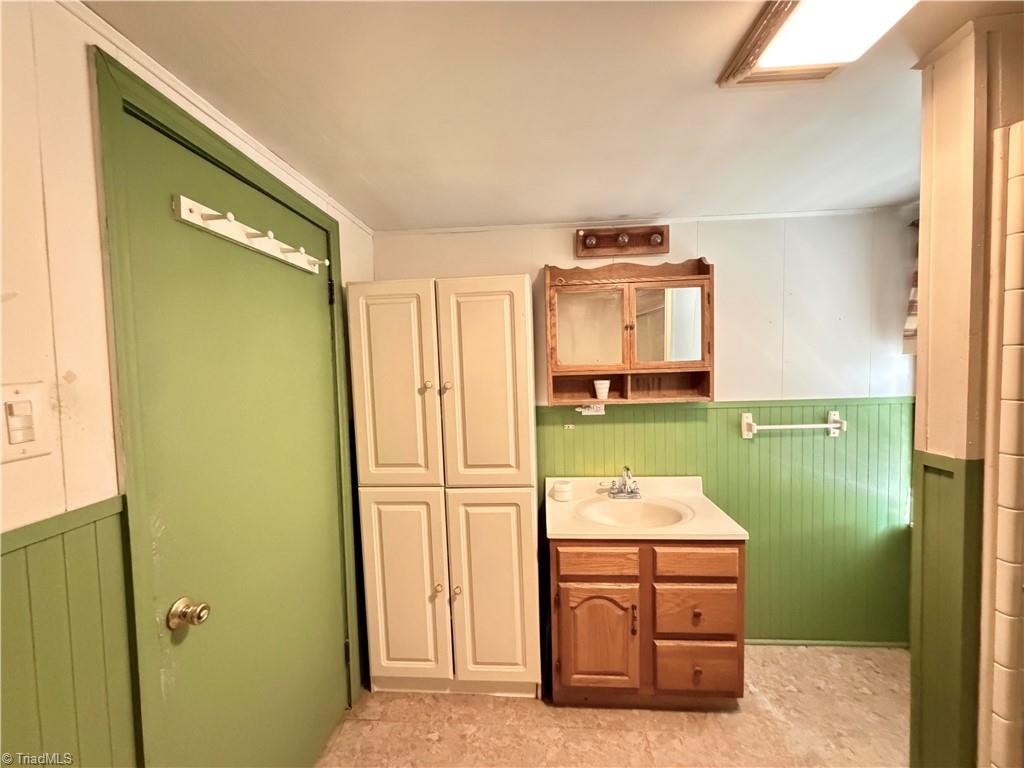 1210 Jackson Lake Road High Point, NC 27263 - Photo 20 of 34