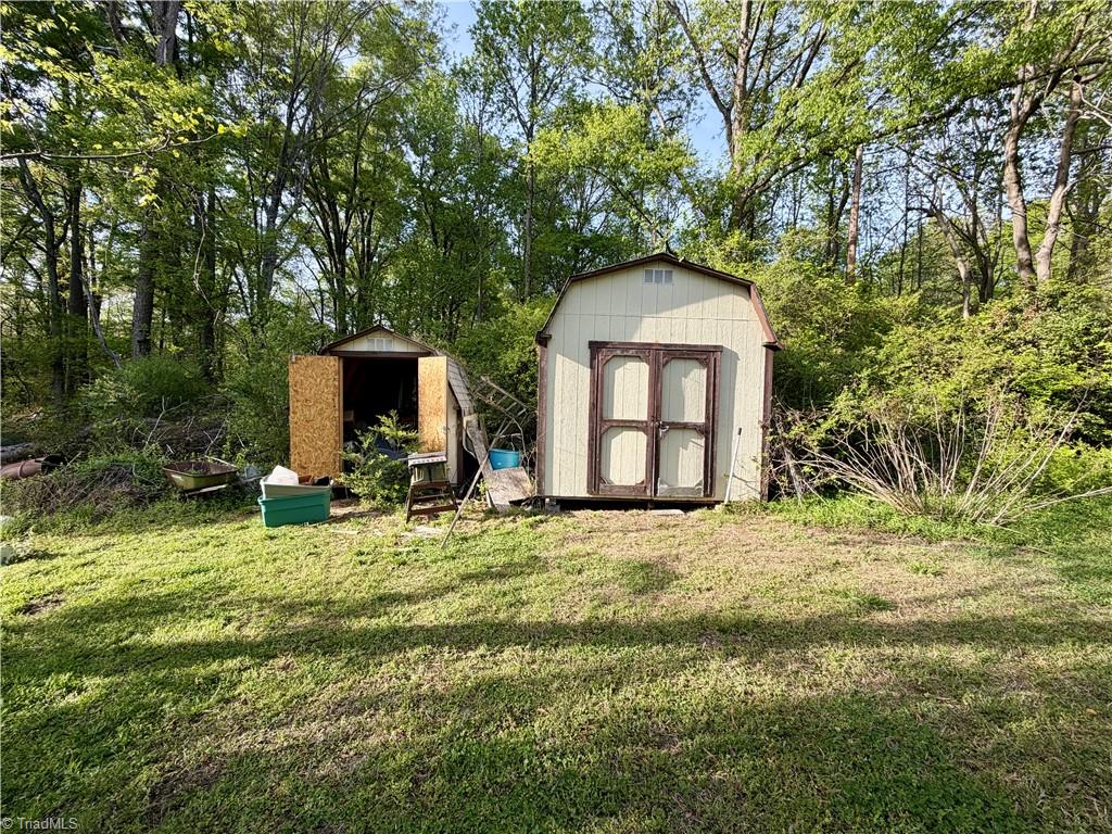 1210 Jackson Lake Road High Point, NC 27263 - Photo 28 of 34