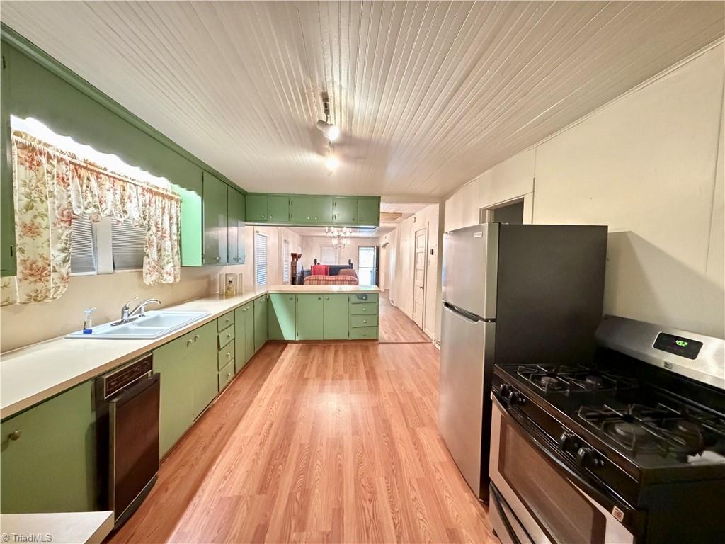 1210 Jackson Lake Road High Point, NC 27263 - Photo 4 of 34